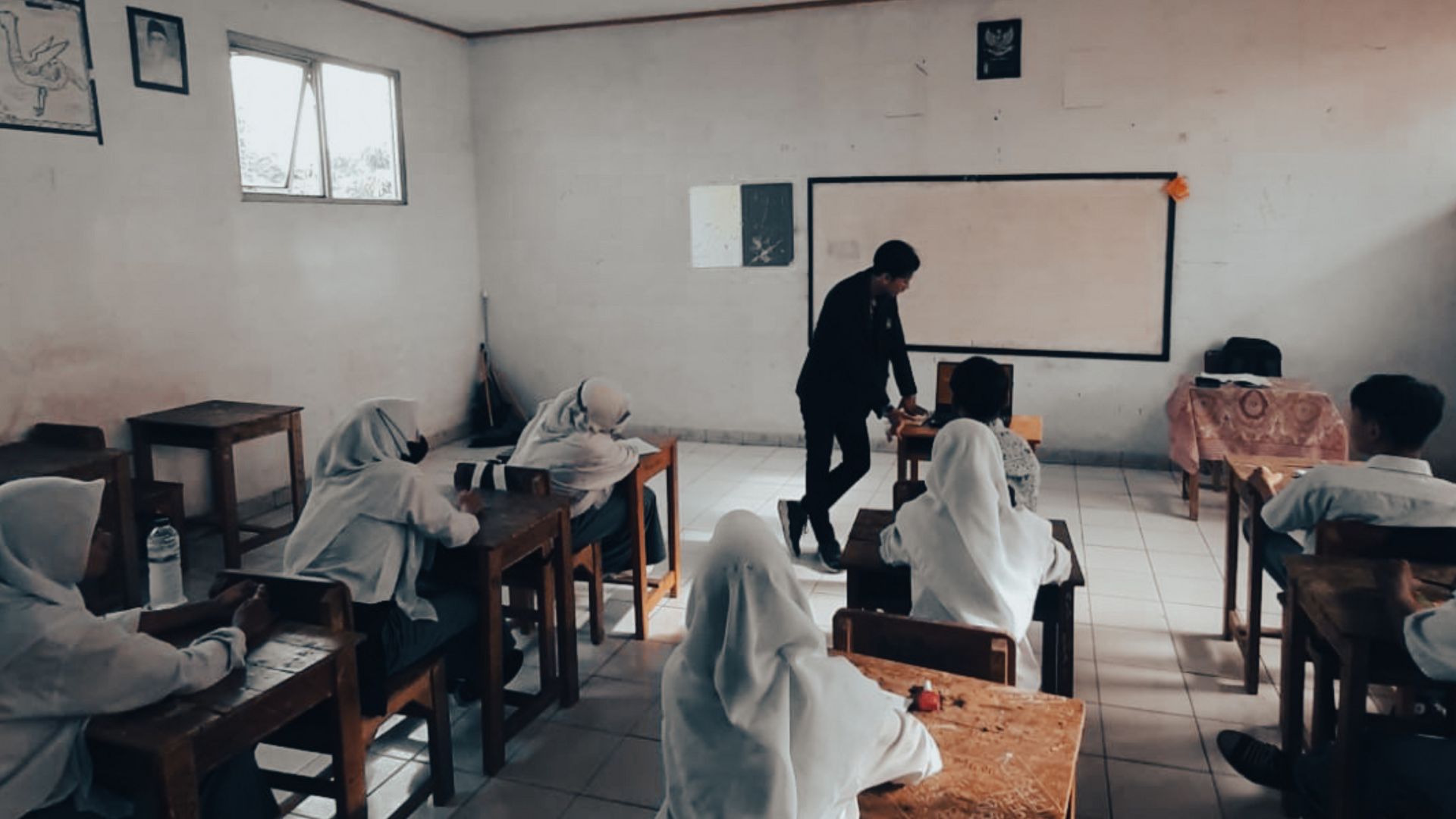 Kelindan Intoleransi dan Pentingnya Pendidikan Inklusif di Era Pasca Kebenaran (Post-Truth)