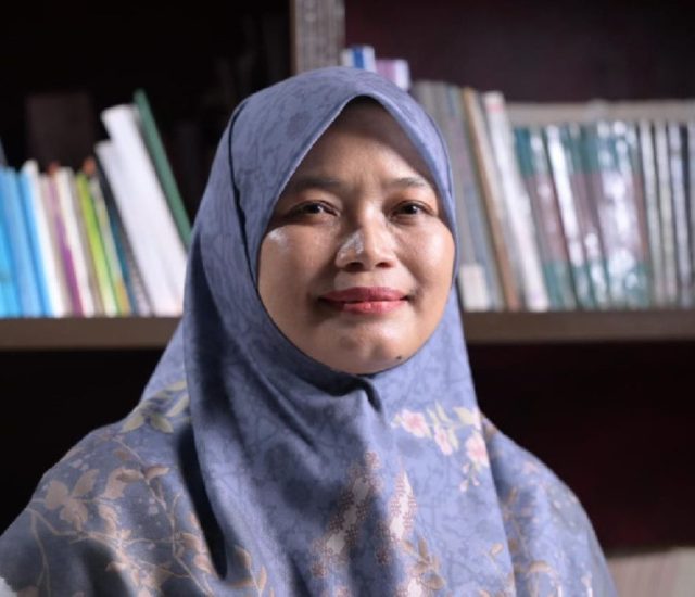 Riswati: Memilih Bangkit bersama Perempuan dan Anak Korban Bencana 